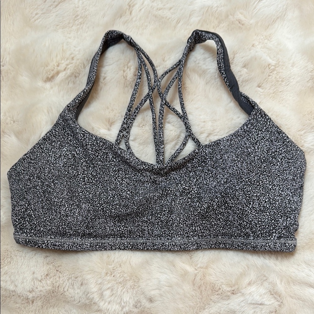 Lululemon gray and white speckled sports bra (size 6)